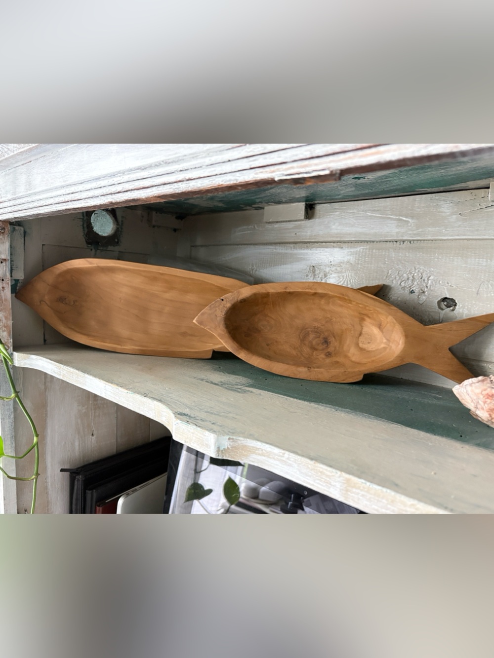 Wooden Fish-Shaped Serving Bowls - Natural Brown - Picture 2 of 6